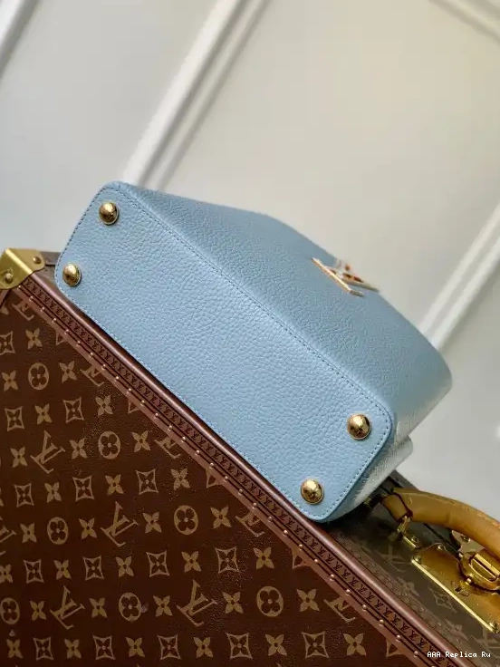 AAA Pruses Bags VUITTON LOUIS CAPUCINES BB 0601